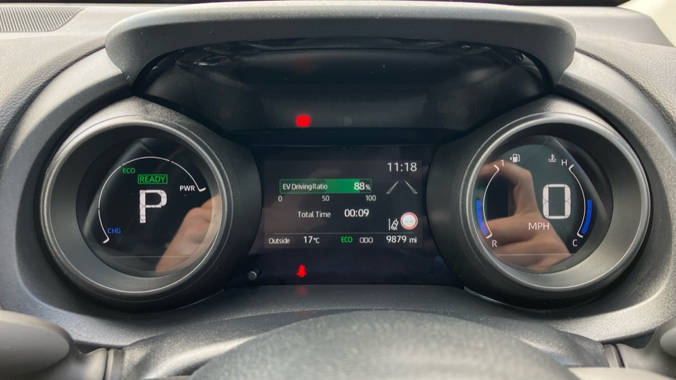 Toyota Yaris 1.5 Hybrid Design 5dr CVT Hybrid Hatchback - Image 11
