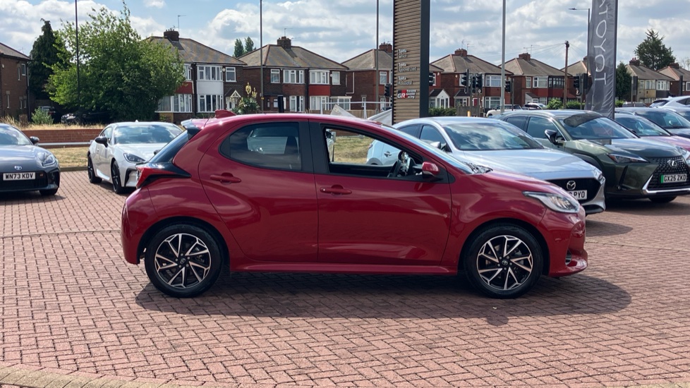 Toyota Yaris 1.5 Hybrid Design 5dr CVT Hybrid Hatchback - Image 23