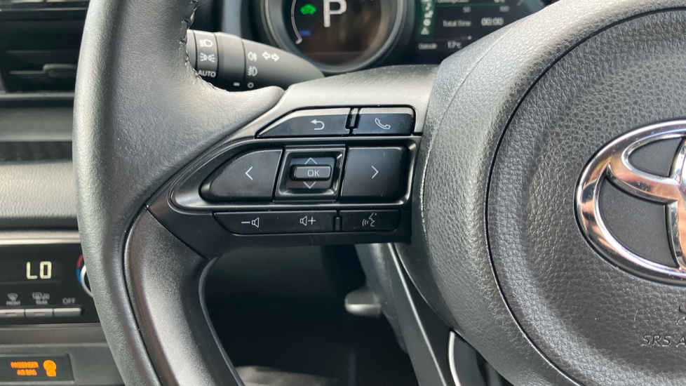 Toyota Yaris 1.5 Hybrid Design 5dr CVT Hybrid Hatchback - Image 34