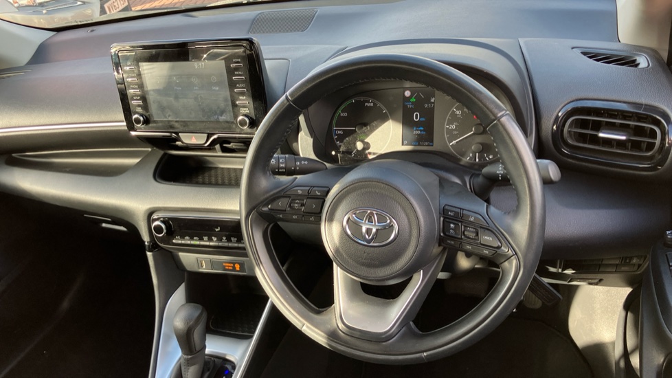 Toyota Yaris 1.5 Hybrid Icon 5dr CVT Hybrid Hatchback - Image 7