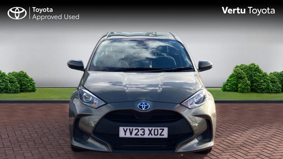 Toyota Yaris 1.5 Hybrid Icon 5dr CVT Hybrid Hatchback - Image 22