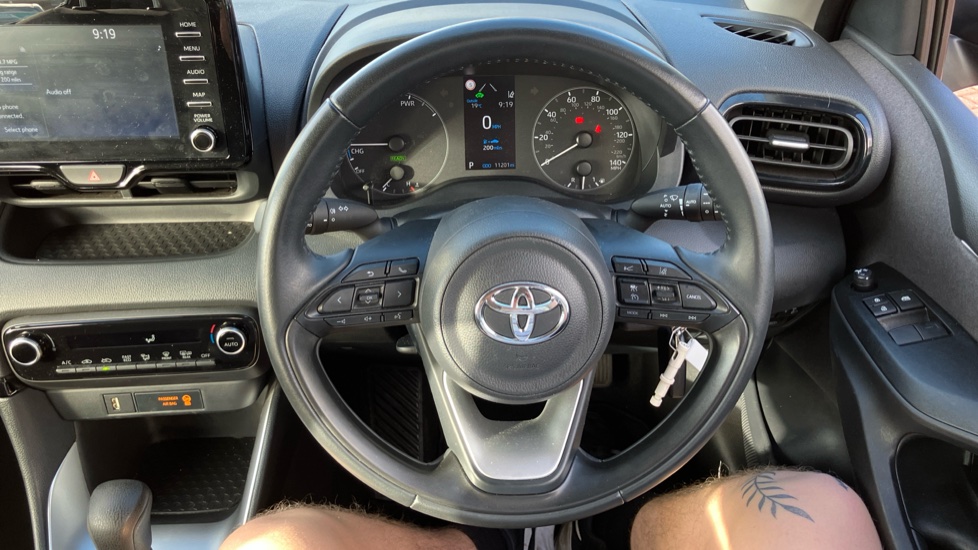 Toyota Yaris 1.5 Hybrid Icon 5dr CVT Hybrid Hatchback - Image 55