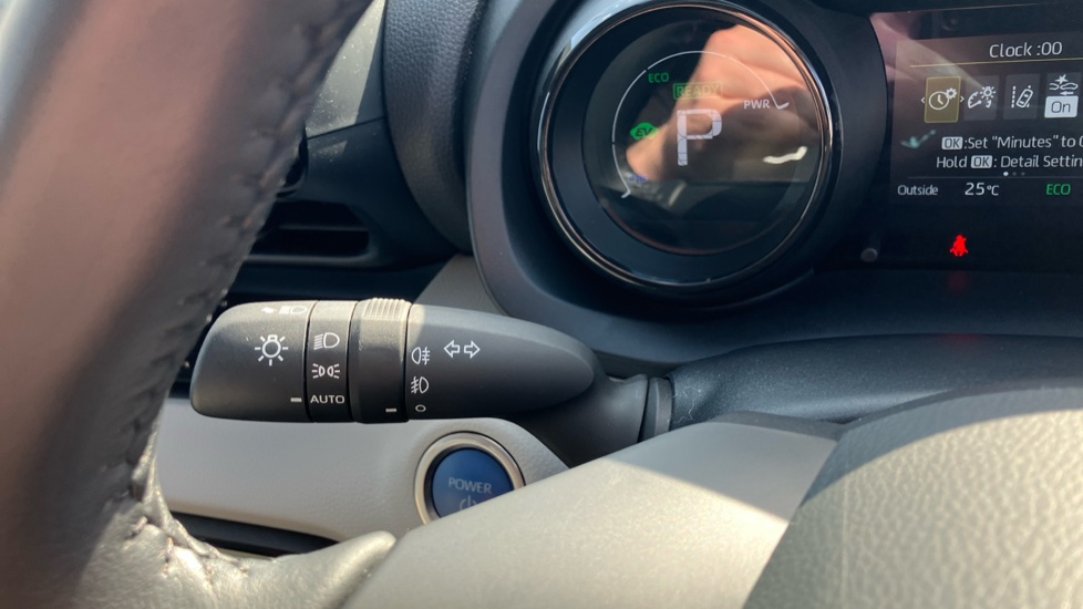 Toyota Yaris 1.5 Hybrid Excel 5dr CVT Hybrid Hatchback - Image 31