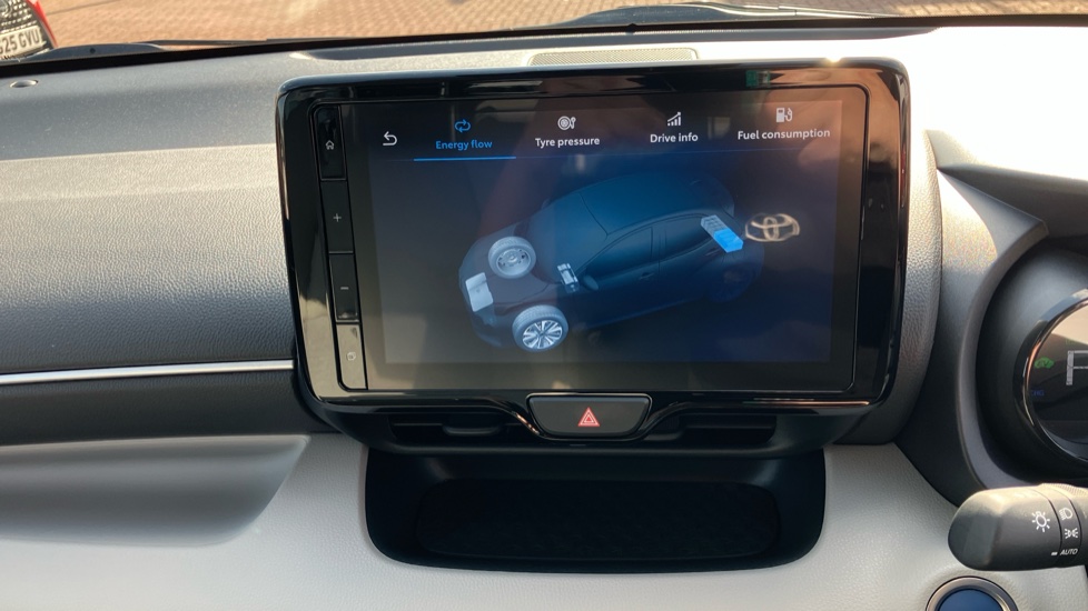 Toyota Yaris 1.5 Hybrid Excel 5dr CVT Hybrid Hatchback - Image 39