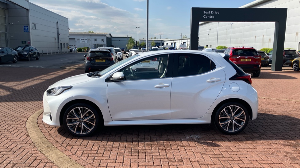 Toyota Yaris 1.5 Hybrid Excel 5dr CVT Hybrid Hatchback - Image 48