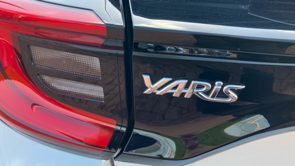 Toyota Yaris 1.5 Hybrid Excel 5dr CVT Hybrid Hatchback - Image 52