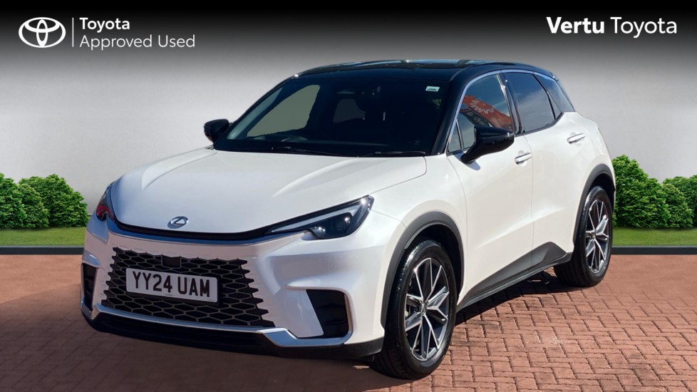 Lexus LBX 1.5 Premium Plus 5dr E-CVT Hybrid Hatchback - Image 3