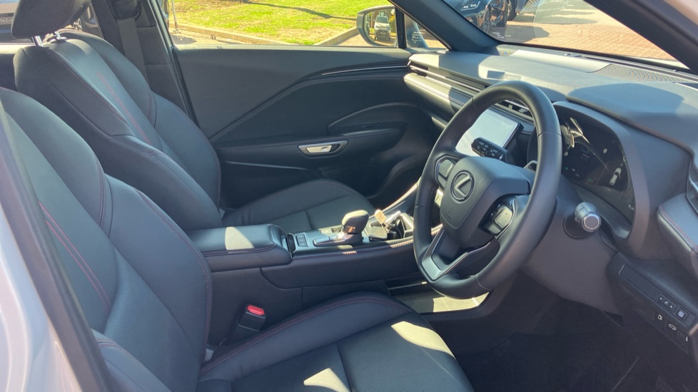 Lexus LBX 1.5 Premium Plus 5dr E-CVT Hybrid Hatchback - Image 12