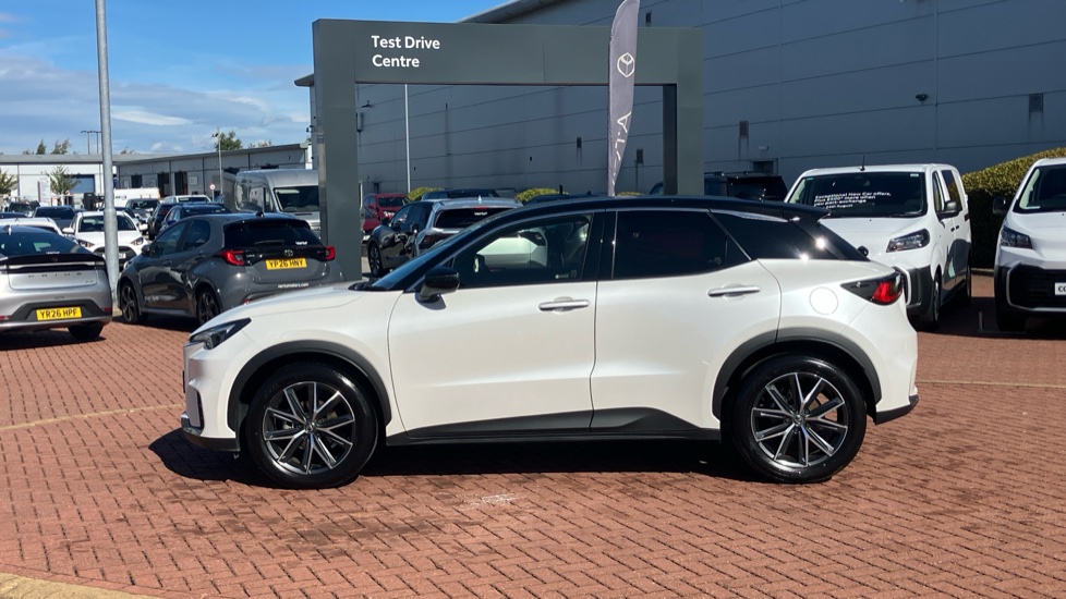 Lexus LBX 1.5 Premium Plus 5dr E-CVT Hybrid Hatchback - Image 24