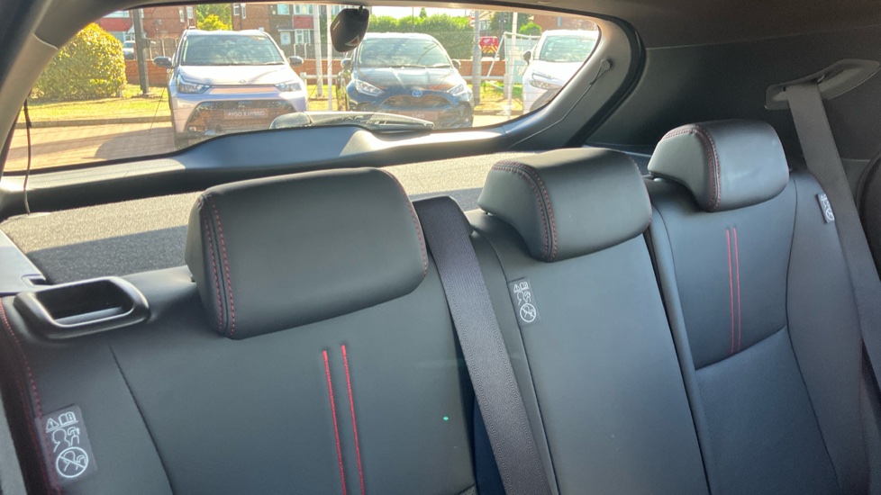 Lexus LBX 1.5 Premium Plus 5dr E-CVT Hybrid Hatchback - Image 35