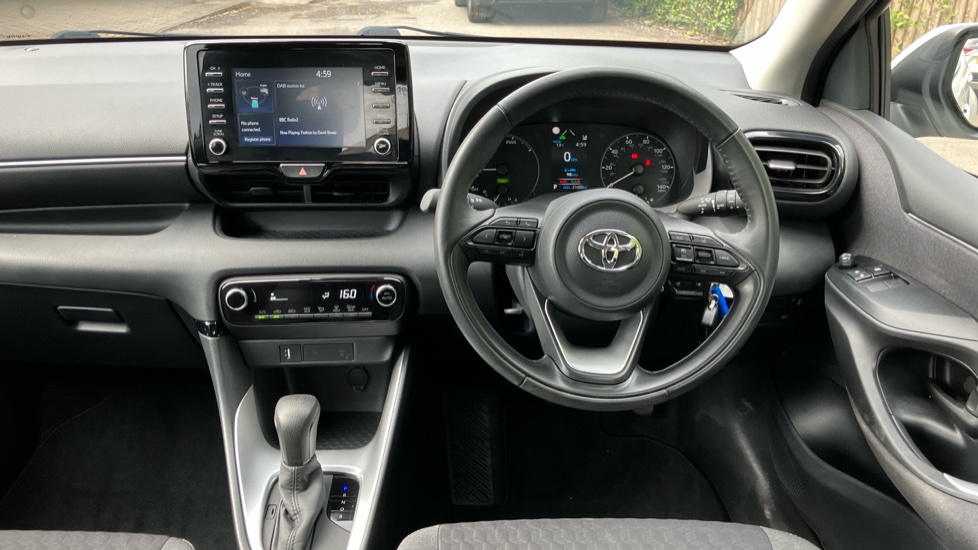 Toyota Yaris 1.5 Hybrid Icon 5dr CVT Hybrid Hatchback - Image 7