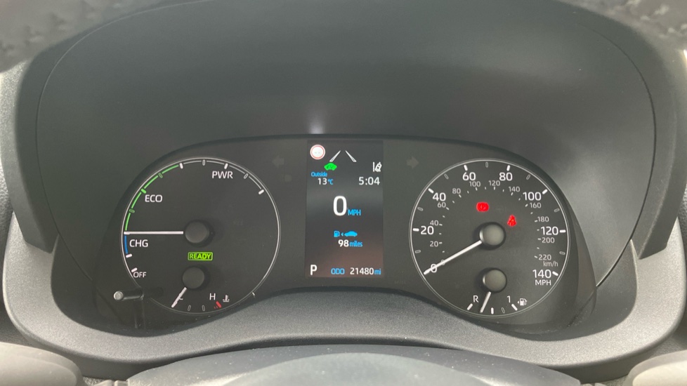 Toyota Yaris 1.5 Hybrid Icon 5dr CVT Hybrid Hatchback - Image 11