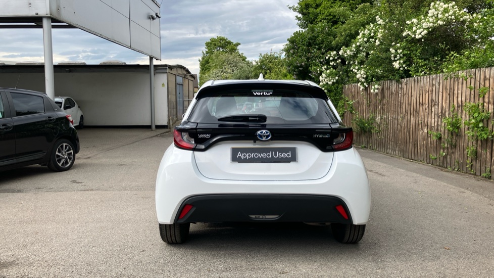 Toyota Yaris 1.5 Hybrid Icon 5dr CVT Hybrid Hatchback - Image 26