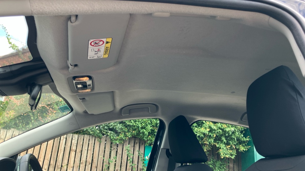 Toyota Yaris 1.5 Hybrid Icon 5dr CVT Hybrid Hatchback - Image 19