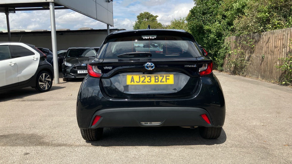 Toyota Yaris 1.5 Hybrid Icon 5dr CVT Hybrid Hatchback - Image 26