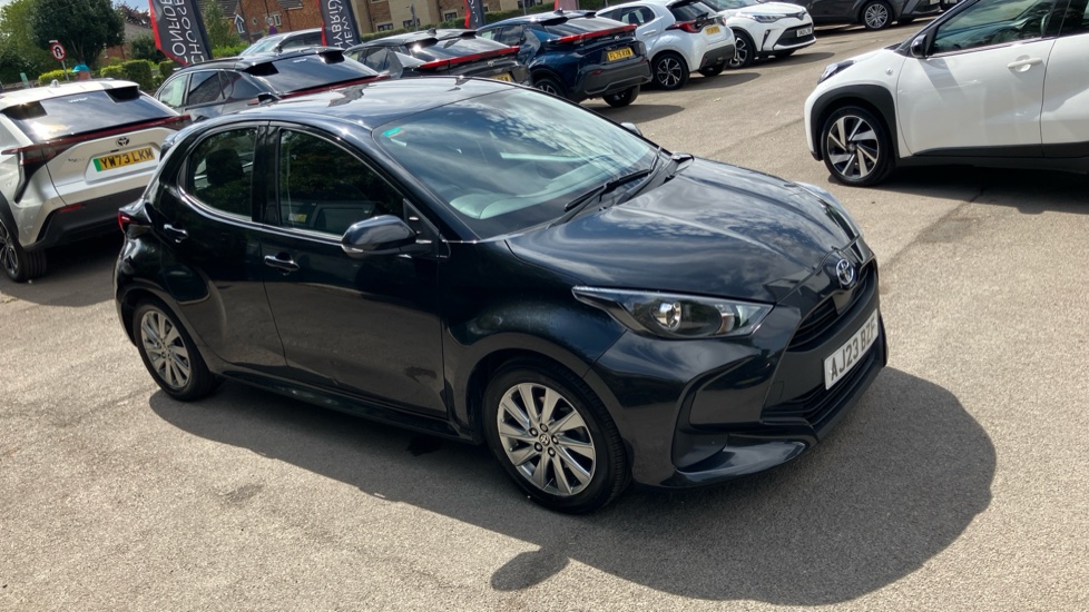 Toyota Yaris 1.5 Hybrid Icon 5dr CVT Hybrid Hatchback - Image 29