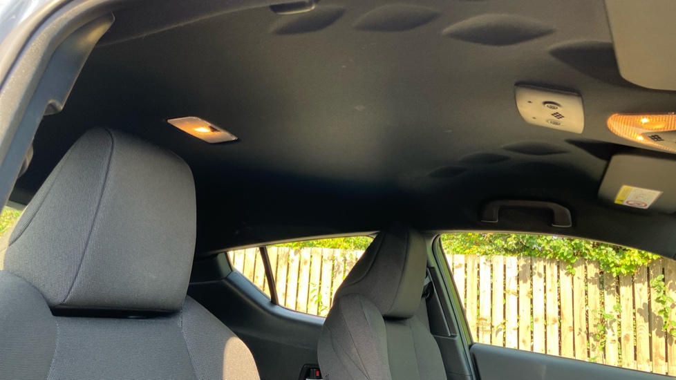 Toyota C-HR 1.8 Hybrid Icon 5dr CVT Hybrid Hatchback - Image 19