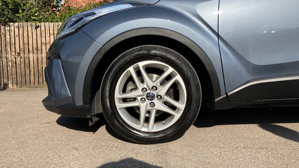 Toyota C-HR 1.8 Hybrid Icon 5dr CVT Hybrid Hatchback - Image 25