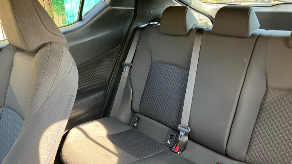 Toyota C-HR 1.8 Hybrid Icon 5dr CVT Hybrid Hatchback - Image 35