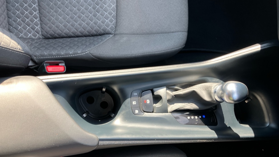 Toyota C-HR 1.8 Hybrid Icon 5dr CVT Hybrid Hatchback - Image 46