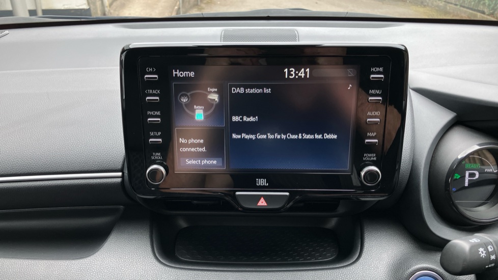 Toyota Yaris 1.5 Hybrid Dynamic 5dr CVT Hybrid Hatchback - Image 9