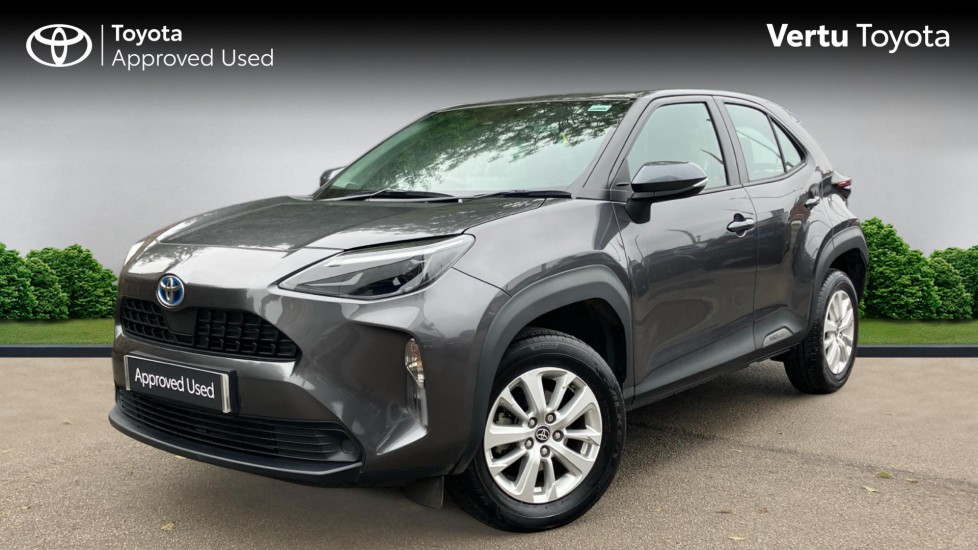 Toyota Yaris Cross 1.5 Hybrid Icon 5dr CVT Hybrid Estate - Image 3