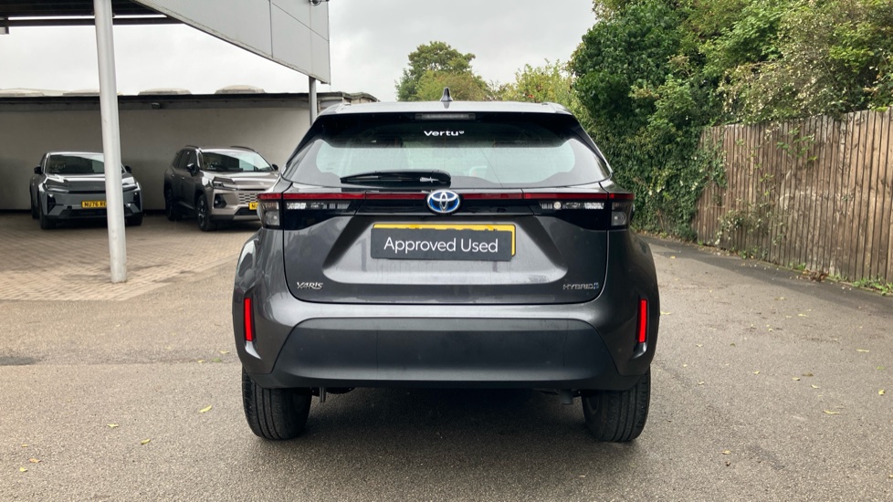 Toyota Yaris Cross 1.5 Hybrid Icon 5dr CVT Hybrid Estate - Image 26