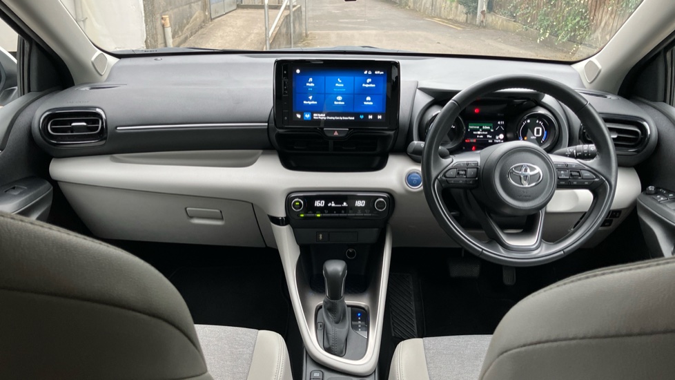 Toyota Yaris 1.5 Hybrid Excel 5dr CVT Hybrid Hatchback - Image 6
