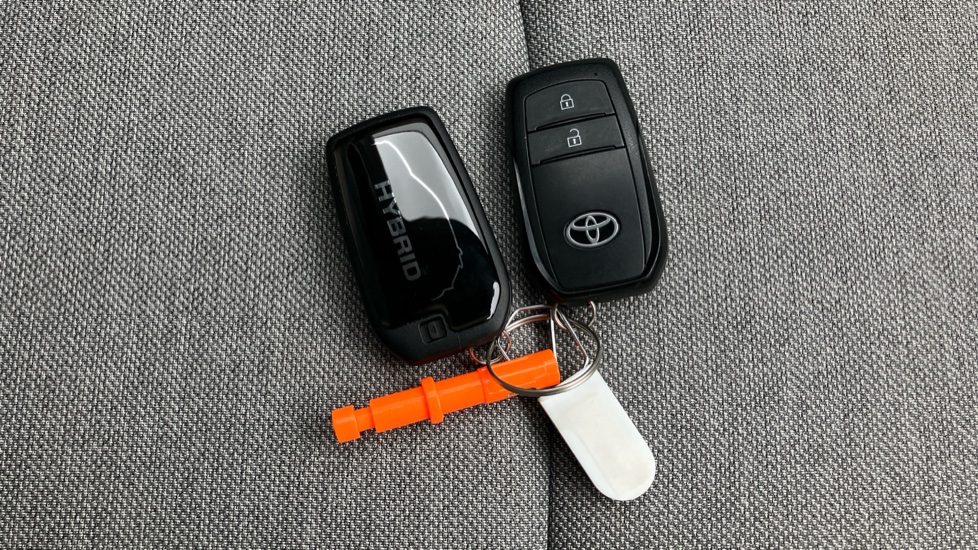Toyota Yaris 1.5 Hybrid Excel 5dr CVT Hybrid Hatchback - Image 28