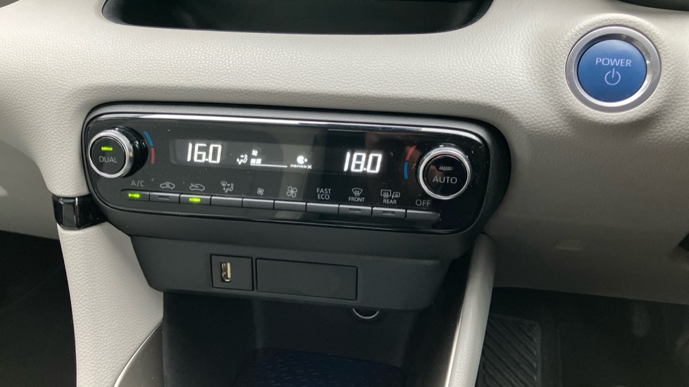 Toyota Yaris 1.5 Hybrid Excel 5dr CVT Hybrid Hatchback - Image 35