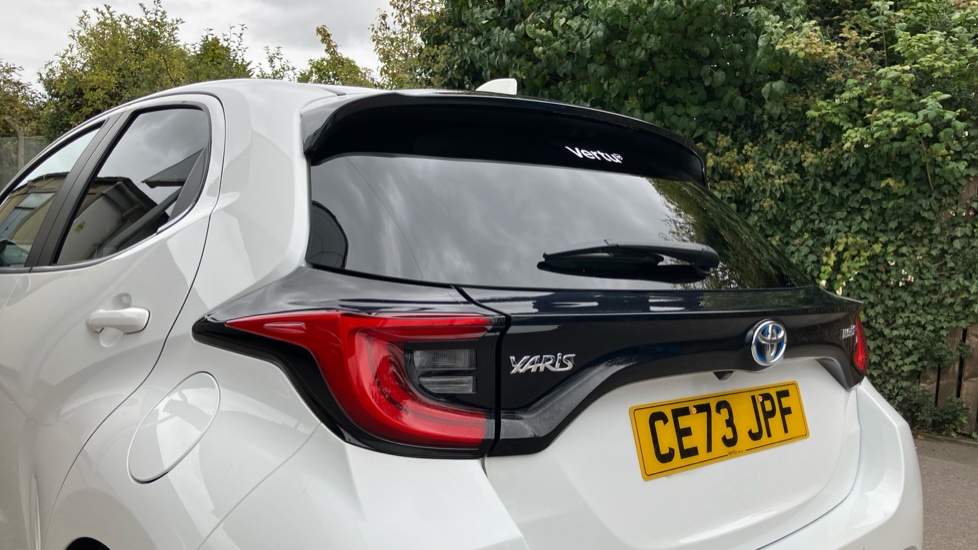 Toyota Yaris 1.5 Hybrid Excel 5dr CVT Hybrid Hatchback - Image 37
