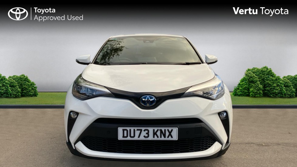 Toyota C-HR 2.0 Hybrid Design 5dr CVT Hybrid Hatchback - Image 22