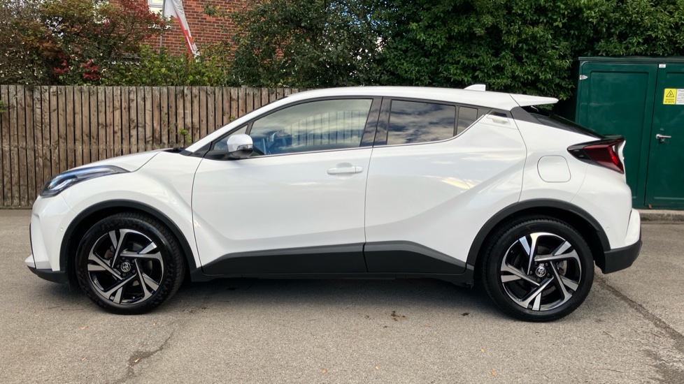 Toyota C-HR 2.0 Hybrid Design 5dr CVT Hybrid Hatchback - Image 24