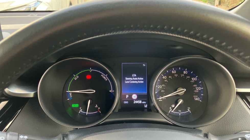 Toyota C-HR 2.0 Hybrid Design 5dr CVT Hybrid Hatchback - Image 45