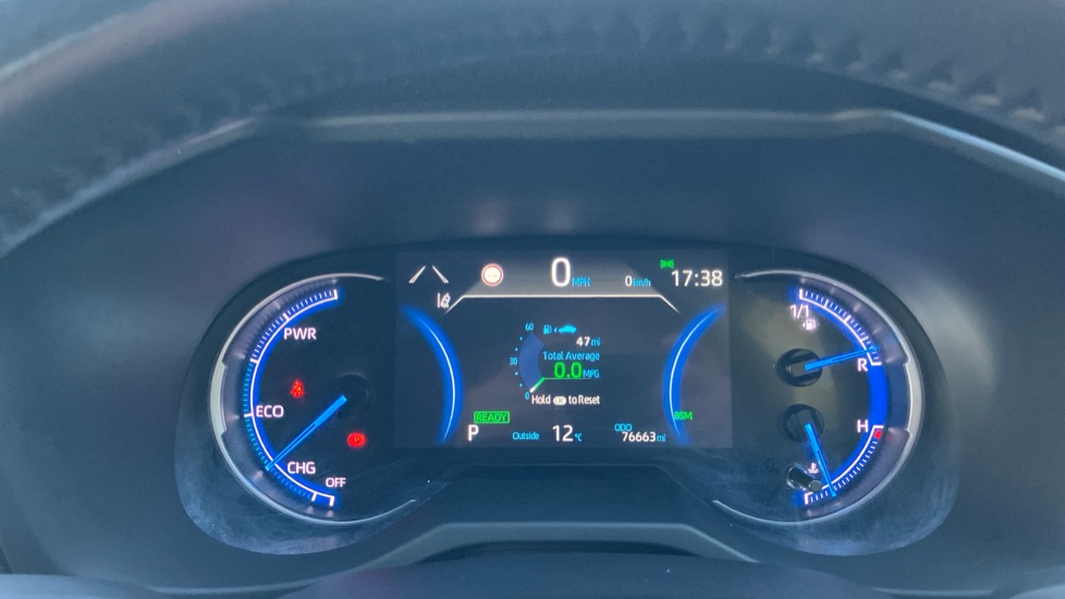 Toyota RAV4 2.5 VVT-i Hybrid Excel 5dr CVT 2WD Hybrid Estate - Image 11