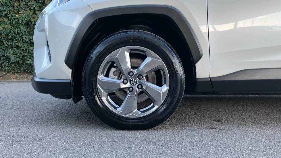 Toyota RAV4 2.5 VVT-i Hybrid Excel 5dr CVT 2WD Hybrid Estate - Image 25