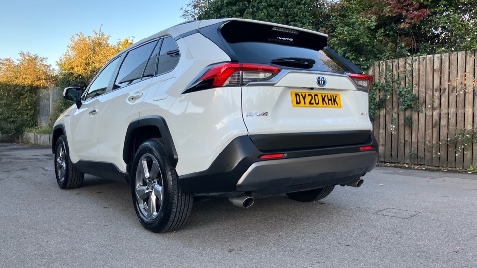 Toyota RAV4 2.5 VVT-i Hybrid Excel 5dr CVT 2WD Hybrid Estate - Image 32