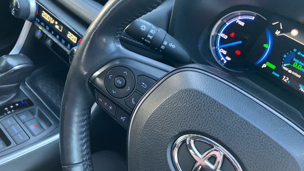 Toyota RAV4 2.5 VVT-i Hybrid Excel 5dr CVT 2WD Hybrid Estate - Image 34