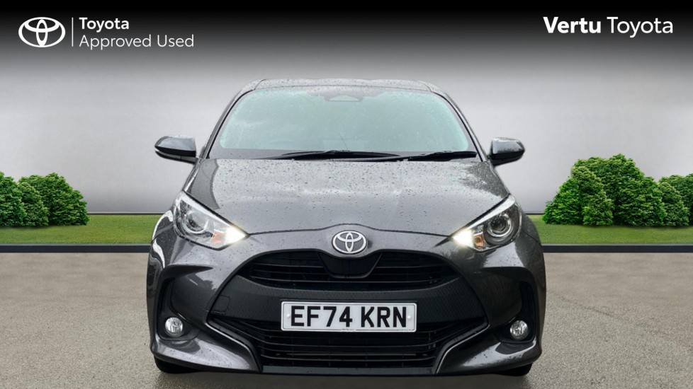 Toyota Yaris 1.5 Hybrid Icon 5dr CVT Hybrid Hatchback - Image 22