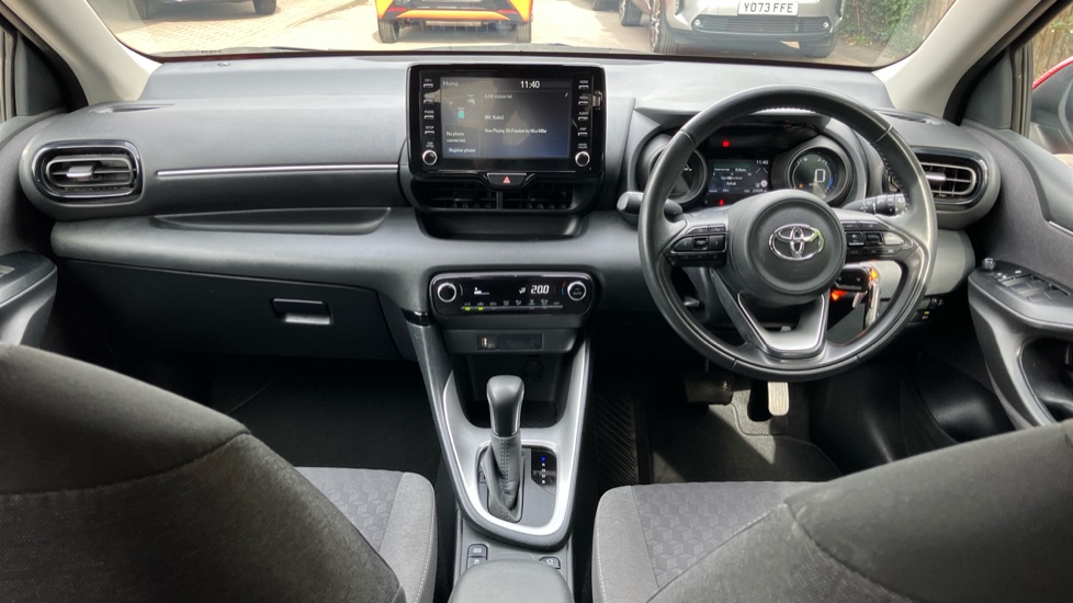 Toyota Yaris 1.5 Hybrid Design 5dr CVT Hybrid Hatchback - Image 6
