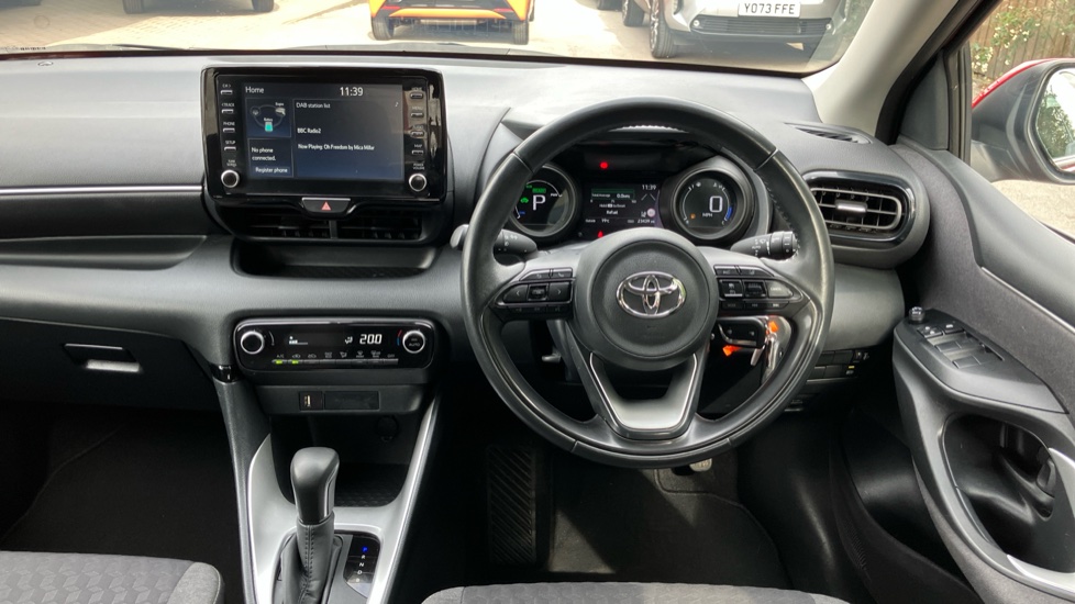 Toyota Yaris 1.5 Hybrid Design 5dr CVT Hybrid Hatchback - Image 7