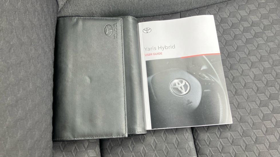 Toyota Yaris 1.5 Hybrid Design 5dr CVT Hybrid Hatchback - Image 27