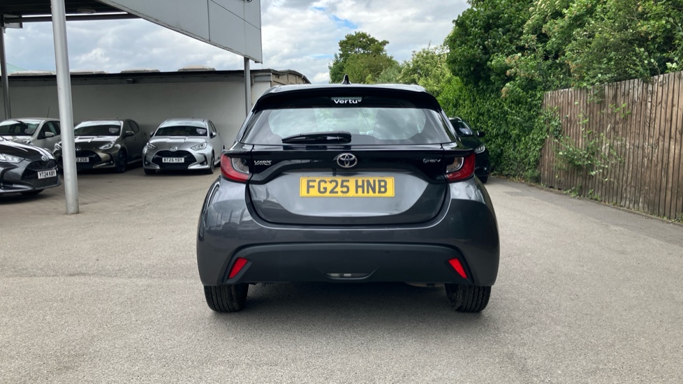 Toyota Yaris 1.5 Hybrid Icon 5dr CVT Hybrid Hatchback - Image 26