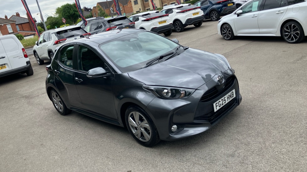 Toyota Yaris 1.5 Hybrid Icon 5dr CVT Hybrid Hatchback - Image 29