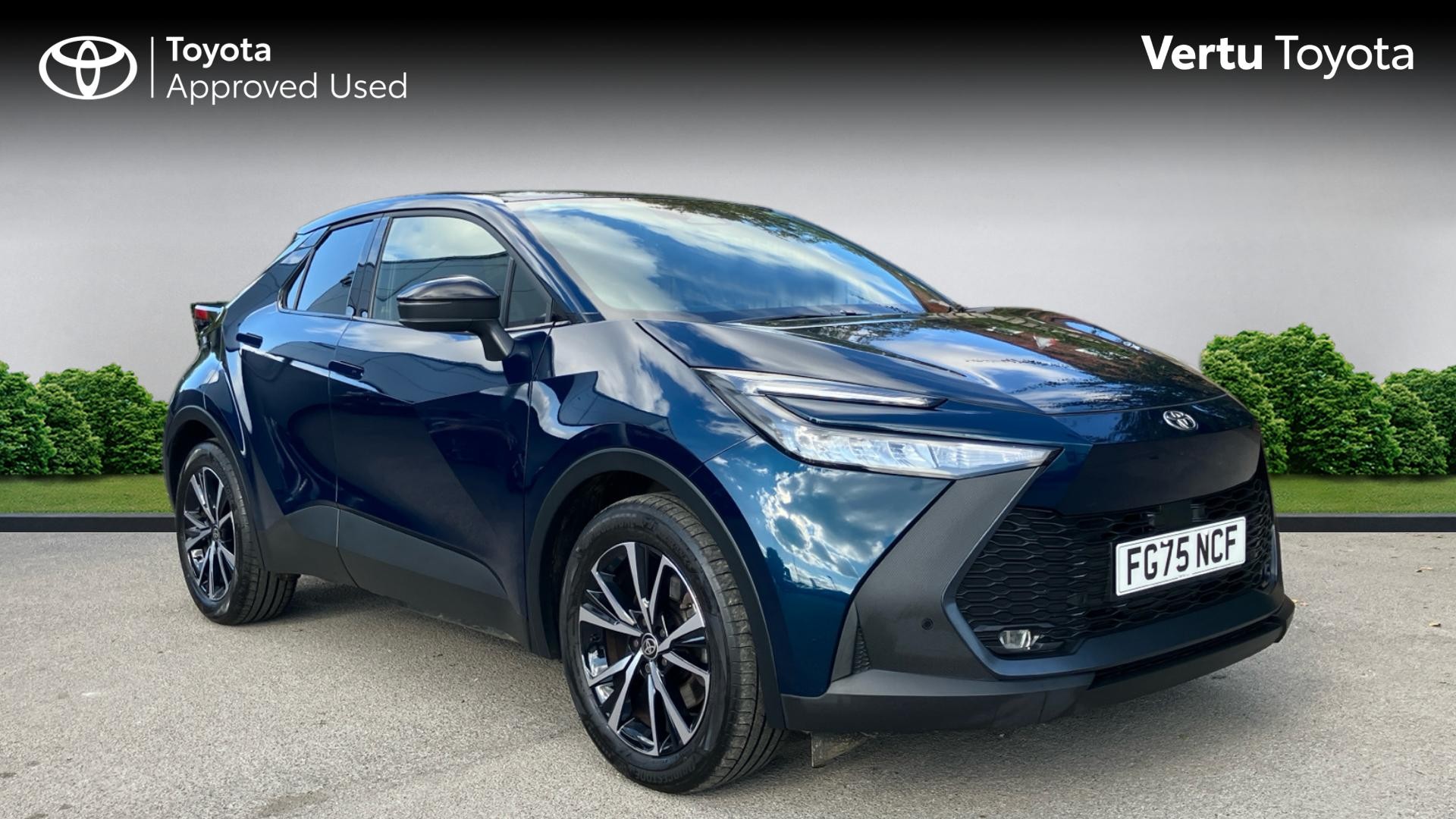 Toyota C-HR listing photo