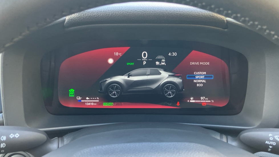 Toyota C-HR 2.0 PHEV Design 5dr CVT Hatchback - Image 51