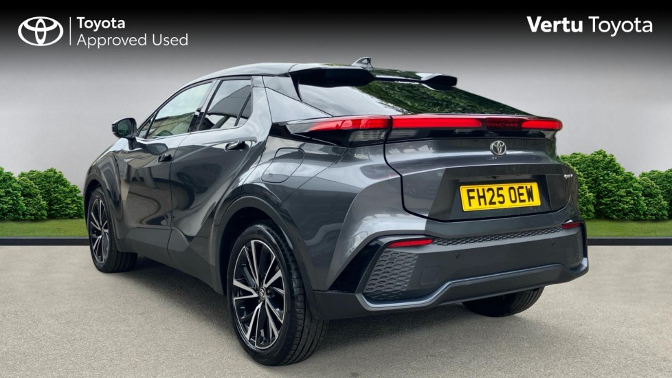 Toyota C-HR 2.0 PHEV Excel 5dr CVT Hatchback - Image 4