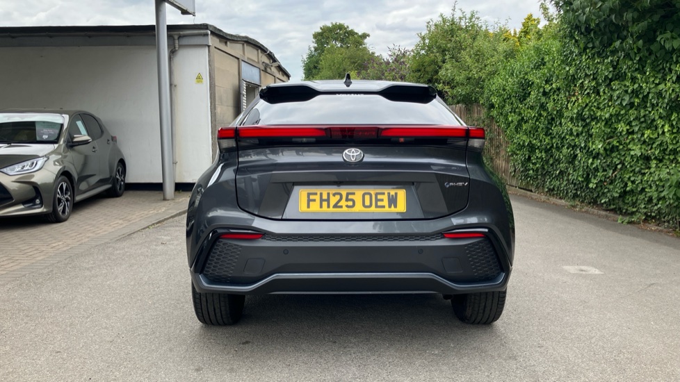 Toyota C-HR 2.0 PHEV Excel 5dr CVT Hatchback - Image 26