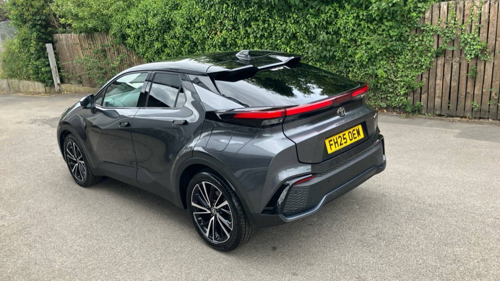 Toyota C-HR 2.0 PHEV Excel 5dr CVT Hatchback - Image 34