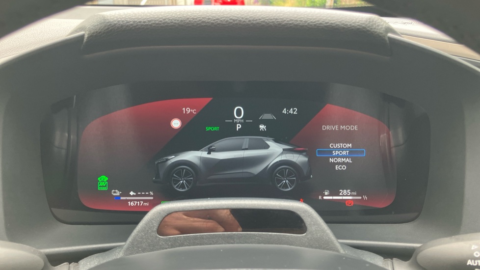 Toyota C-HR 2.0 PHEV Excel 5dr CVT Hatchback - Image 60